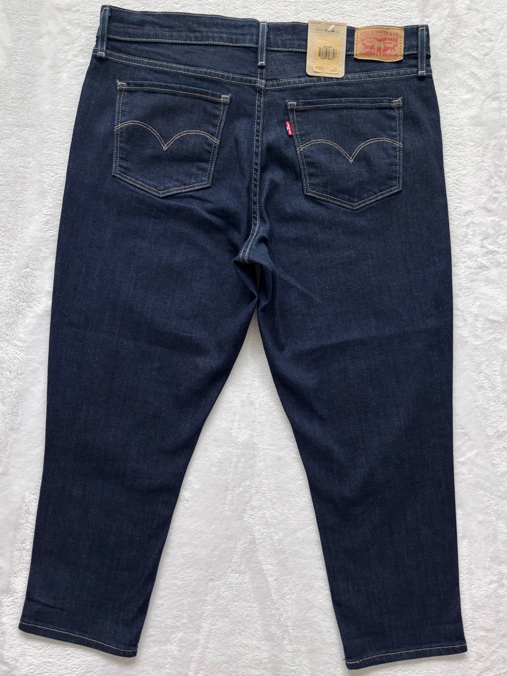 Levi's 311 Shaping Skinny Dark Wash Capri Jeans--NWT--31 - Picture 8 of 16